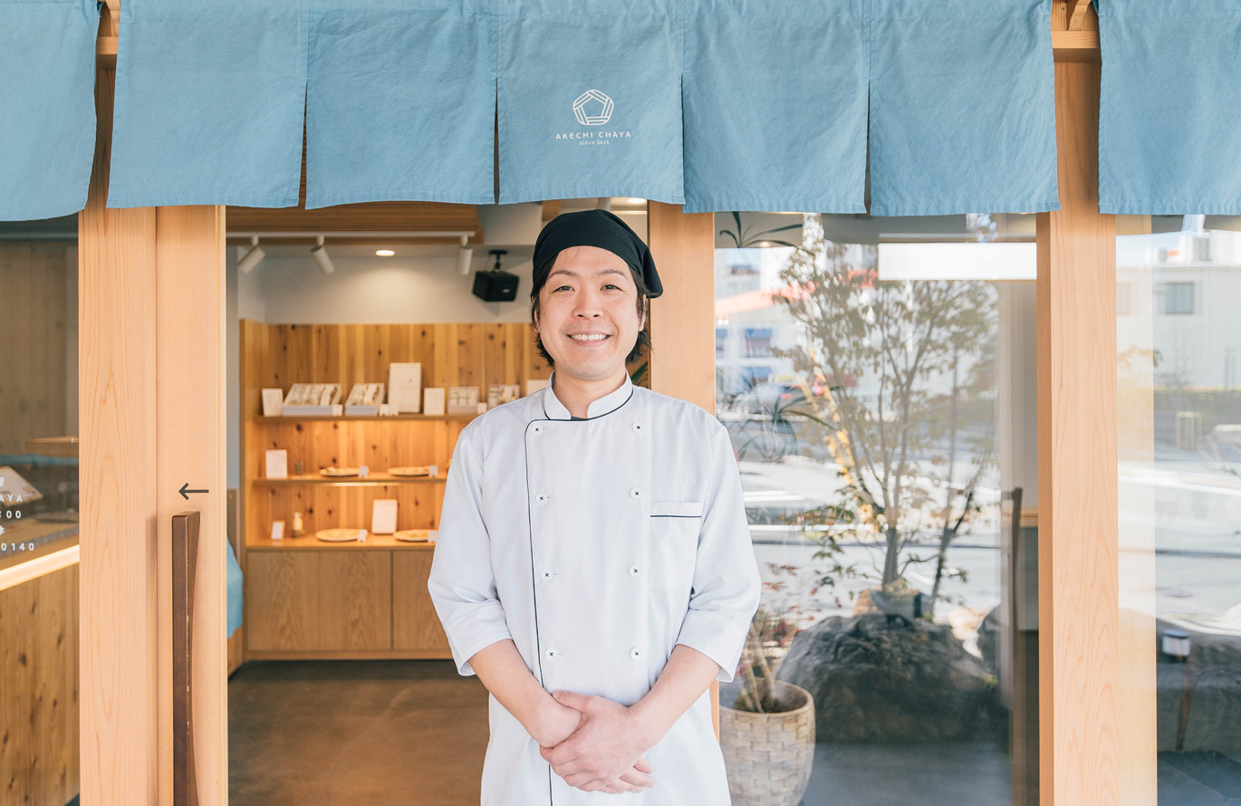四季の移ろいに触れ心和む洋菓子店